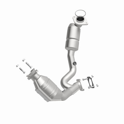 MagnaFlow Direct Fit Catalytic Converter 00-03 Ford Taurus 3.0L fron