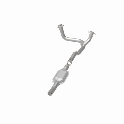 MagnaFlow Direct Fit Catalytic Converter 96 Ford E-Series Van 5.8L