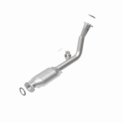 MagnaFlow Direct Fit Catalytic Converter 96-00 Toyota 4 Runner 2.7