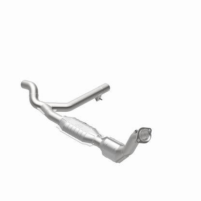 MagnaFlow Direct Fit Catalytic Converter 99-00 Ford Exped 4.6L