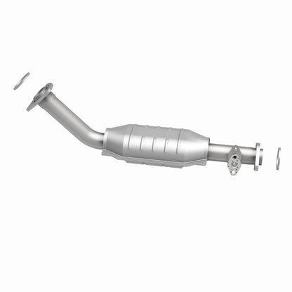 MagnaFlow Direct Fit Catalytic Converter 00-02 Toyota Tundra 4.7L