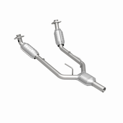 MagnaFlow Direct Fit Catalytic Converter 96-97 Mercury Cougar 3.8L