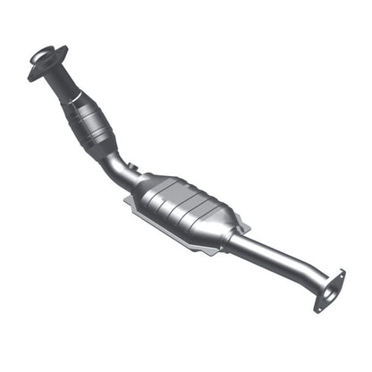 MagnaFlow Direct Fit Catalytic Converter 03-05 Crown Vic 4.6 D/S OEM