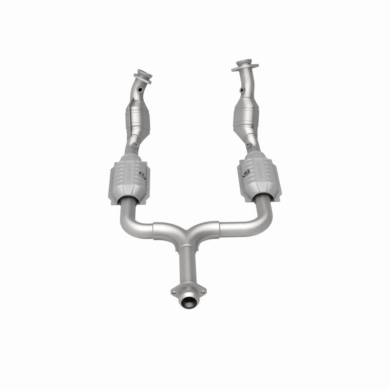 MagnaFlow Direct Fit Catalytic Converter 99/01-03 Ford Mustang 3.8L