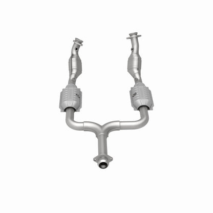 MagnaFlow Direct Fit Catalytic Converter 99/01-03 Ford Mustang 3.8L