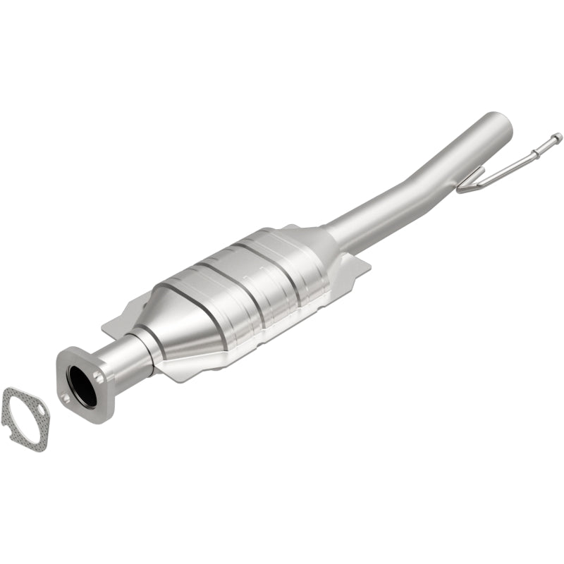 MagnaFlow Direct Fit Catalytic Converter 03-04 Ford Escape 3.0L