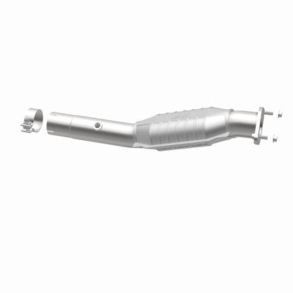 MagnaFlow Direct Fit Catalytic Converter GM 01-02 2500 Passenger Side 6L