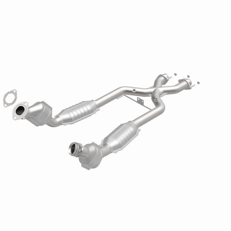 MagnaFlow Direct Fit Catalytic Converter 96-98 4.6L *California*