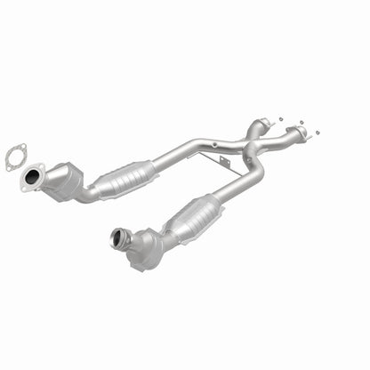 MagnaFlow Direct Fit Catalytic Converter 96-98 4.6L *California*