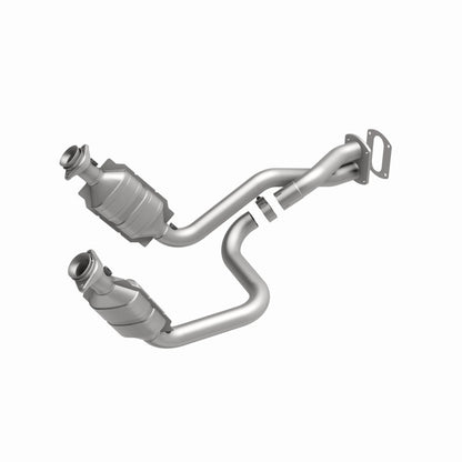 MagnaFlow Direct Fit Catalytic Converter 05-07 Ford F250/F350 5.4L