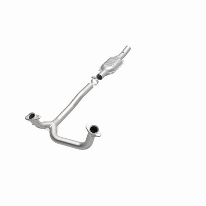 MagnaFlow Direct Fit Catalytic Converter 96 Ford E-Series Van 5.8L