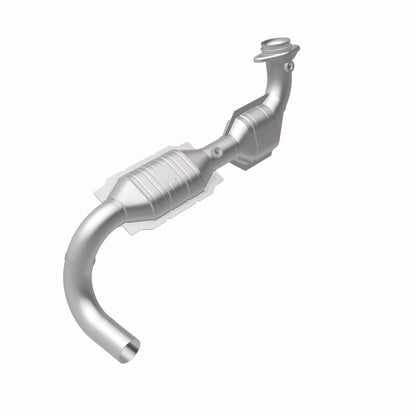MagnaFlow Direct Fit Catalytic Converter 03-04 Ford Expedition 5.4L V8 Driver Side