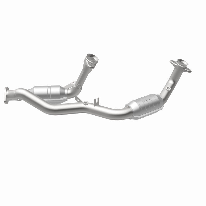 MagnaFlow Direct Fit Catalytic Converter 96-99 Taurus 3.4L Front C