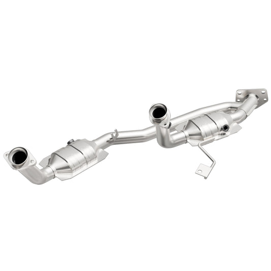 MagnaFlow Direct Fit Catalytic Converter 04 Ford Freestar 3.9L