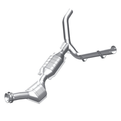 MagnaFlow Direct Fit Catalytic Converter 97-98 Ford F-150 4.6L