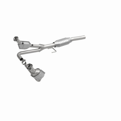 MagnaFlow Direct Fit Catalytic Converter 00-03 Dodge Dakota 3.9L