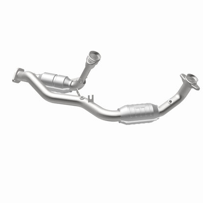 MagnaFlow Direct Fit Catalytic Converter 96-99 Ford Taurus3.0L 50S