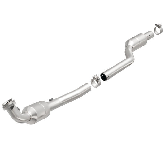 MagnaFlow Direct Fit Catalytic Converter 03-06 Mercedes SL500 5L Driver Side