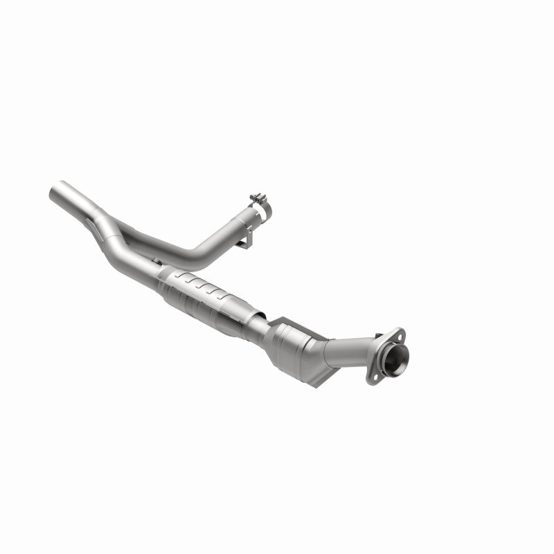 MagnaFlow Direct Fit Catalytic Converter 01 Ford Trucks 5.4L