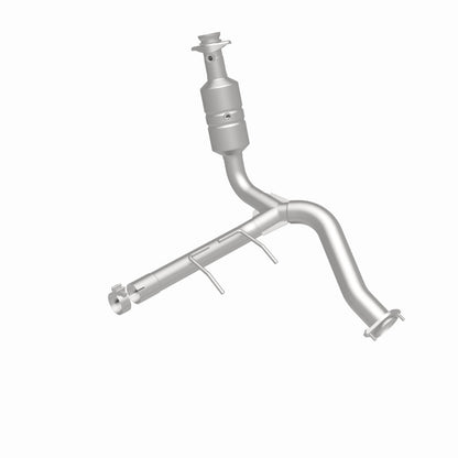 MagnaFlow Direct Fit Catalytic Converter 2009-2010 F-150 4.6 L Underbody