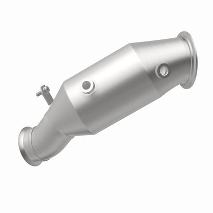 MagnaFlow 2014 BMW 335i GT xDrive 3.0L Underbody Direct Fit EPA Compliant Catalytic Converter