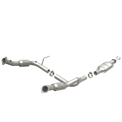 MagnaFlow Direct Fit Catalytic Converter Explorer 02-04 4.6L