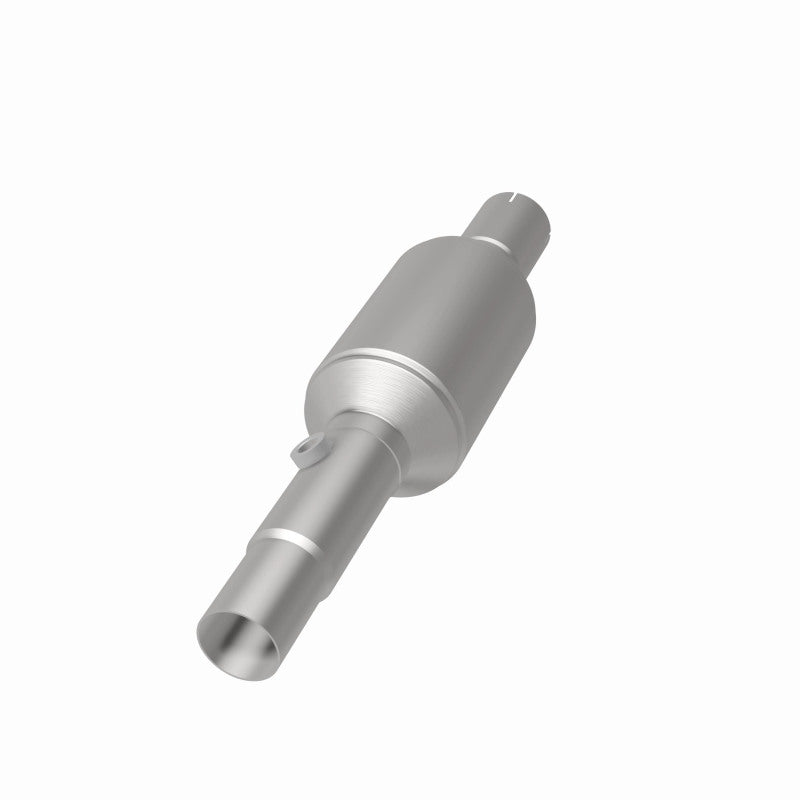 MagnaFlow Direct Fit Catalytic Converter 96-98 Jeep Grand Cherokee Underbody