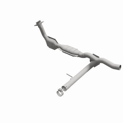 MagnaFlow Direct Fit Catalytic Converter 2005 Ford F150 V8