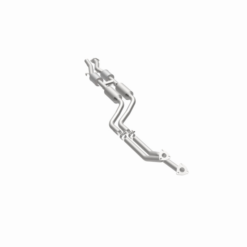 MagnaFlow Direct Fit Catalytic Converter 96-98 BMW 328 2.8L