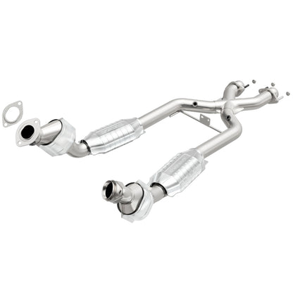 MagnaFlow Direct Fit Catalytic Converter 96-98 4.6L *California*
