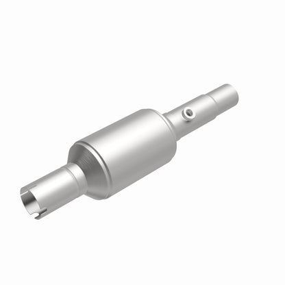 MagnaFlow Direct Fit Catalytic Converter 96-98 Jeep Grand Cherokee Underbody