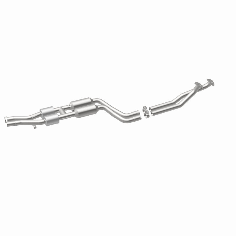 MagnaFlow Direct Fit Catalytic Converter 96-98 BMW 328 2.8L