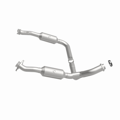 MagnaFlow Direct Fit Catalytic Converter 06-07 Explorer 4.0L OEM