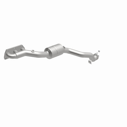 MagnaFlow Direct Fit Catalytic Converter 05-09 Audi A8 6.0L