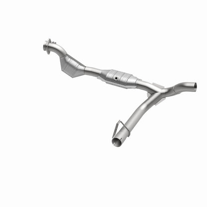 MagnaFlow Direct Fit Catalytic Converter 01 Ford Trucks 4.6L