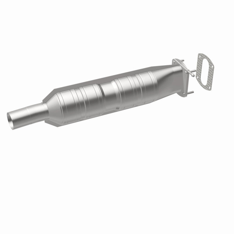 MagnaFlow Direct Fit Catalytic Converter 05-07 Ford F-Series Rear