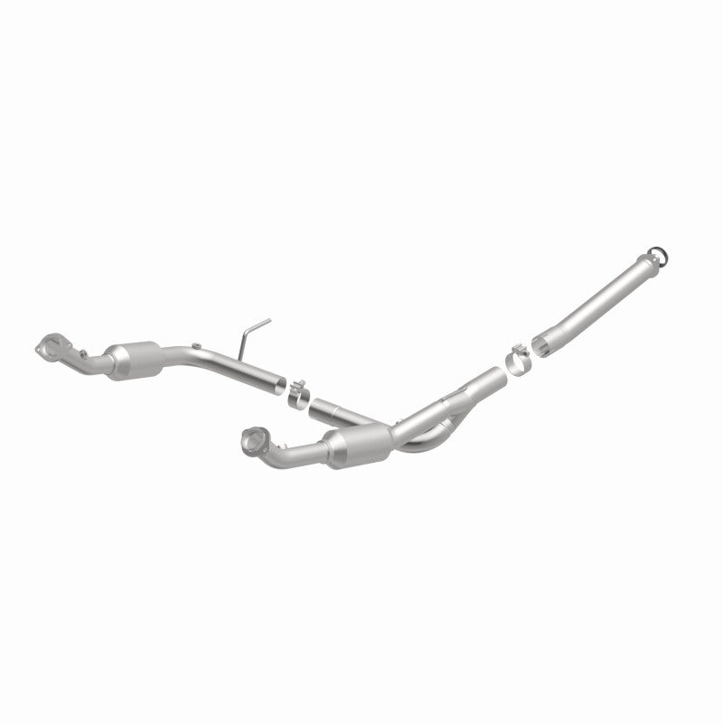 MagnaFlow Direct Fit Catalytic Converter OEM 2004-2005 Ford Explorer/Mercury Mountaineer Underbody