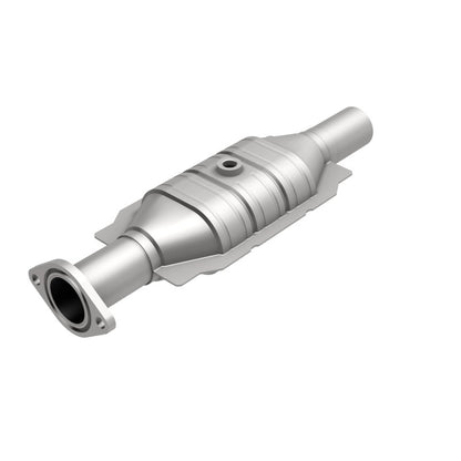 MagnaFlow Direct Fit Catalytic Converter 10-12 Ford Fusion 2.5L