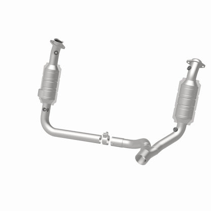 MagnaFlow Direct Fit Catalytic Converter RAM Pickup 2006 8 5.7L