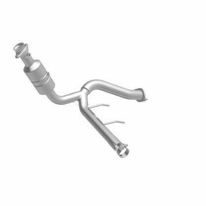 MagnaFlow Direct Fit Catalytic Converter 2009-2010 F-150 4.6 L Underbody