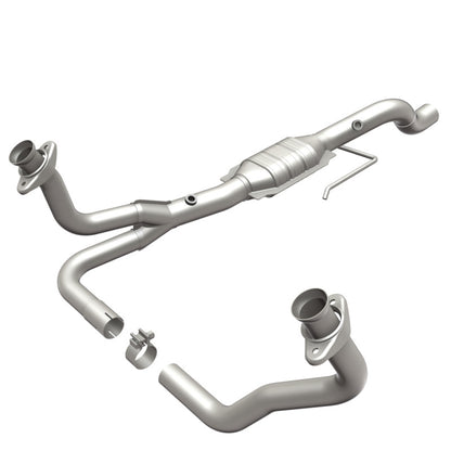 MagnaFlow Direct Fit Catalytic Converter 00-03 Dodge Dakota 4.7L 4WD