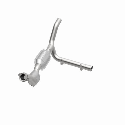 MagnaFlow Direct Fit Catalytic Converter 97-98 Ford F-150 4.6L