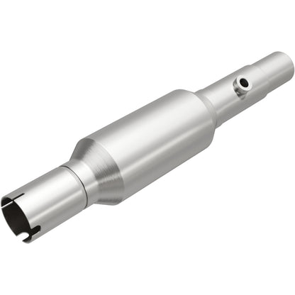 MagnaFlow Direct Fit Catalytic Converter 96-98 Jeep Grand Cherokee Underbody