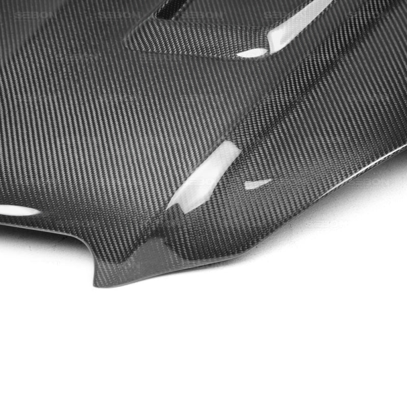 Seibon 12-14 Mercedes C-Class GT Style Carbon Fiber Hood