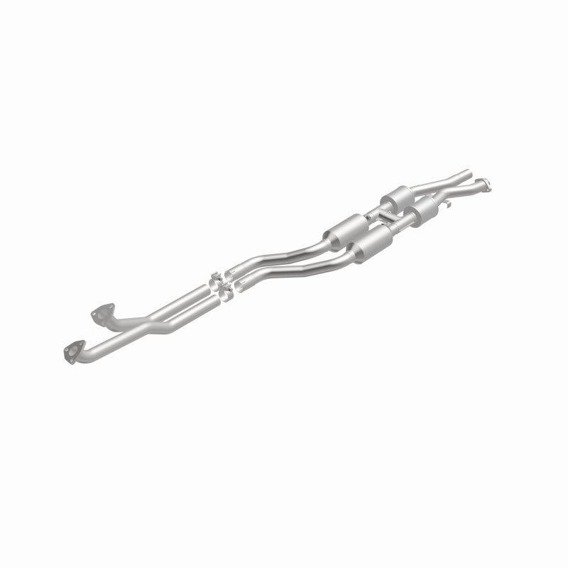 MagnaFlow Direct Fit Catalytic Converter 96-98 BMW 328 2.8L