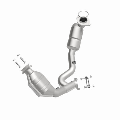MagnaFlow Direct Fit Catalytic Converter 00-03 Ford Taurus 3.0L fron