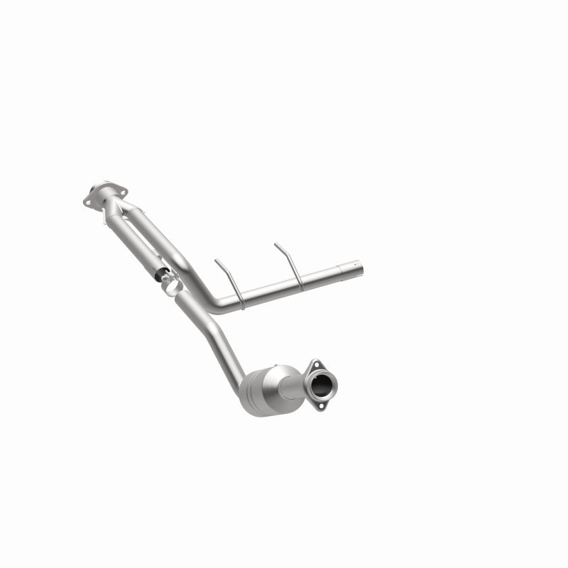 MagnaFlow Direct Fit Catalytic Converter 2011-2014 F-150 3.7L Underbody