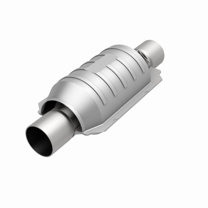 MagnaFlow Universal Catalytic Converter 2.00 with 1-O2 Rear CA
