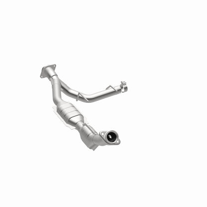MagnaFlow Direct Fit Catalytic Converter 03-04 Ford Expedition 5.4L V8 Passenger Side