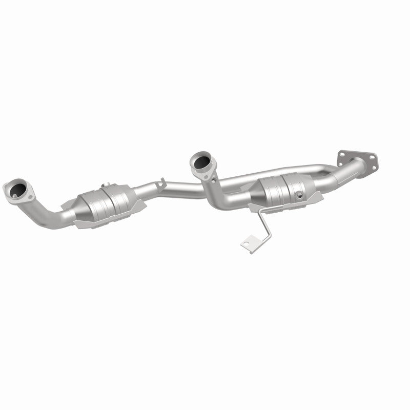 MagnaFlow Direct Fit Catalytic Converter 04 Ford Freestar 3.9L